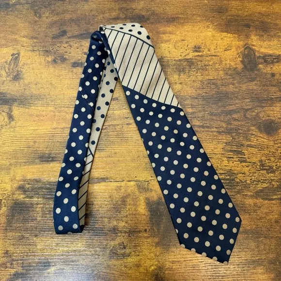 Paco Rabonne Men’s Navy and Gold Polka Dot Geometric Tie - Picture 1 of 3